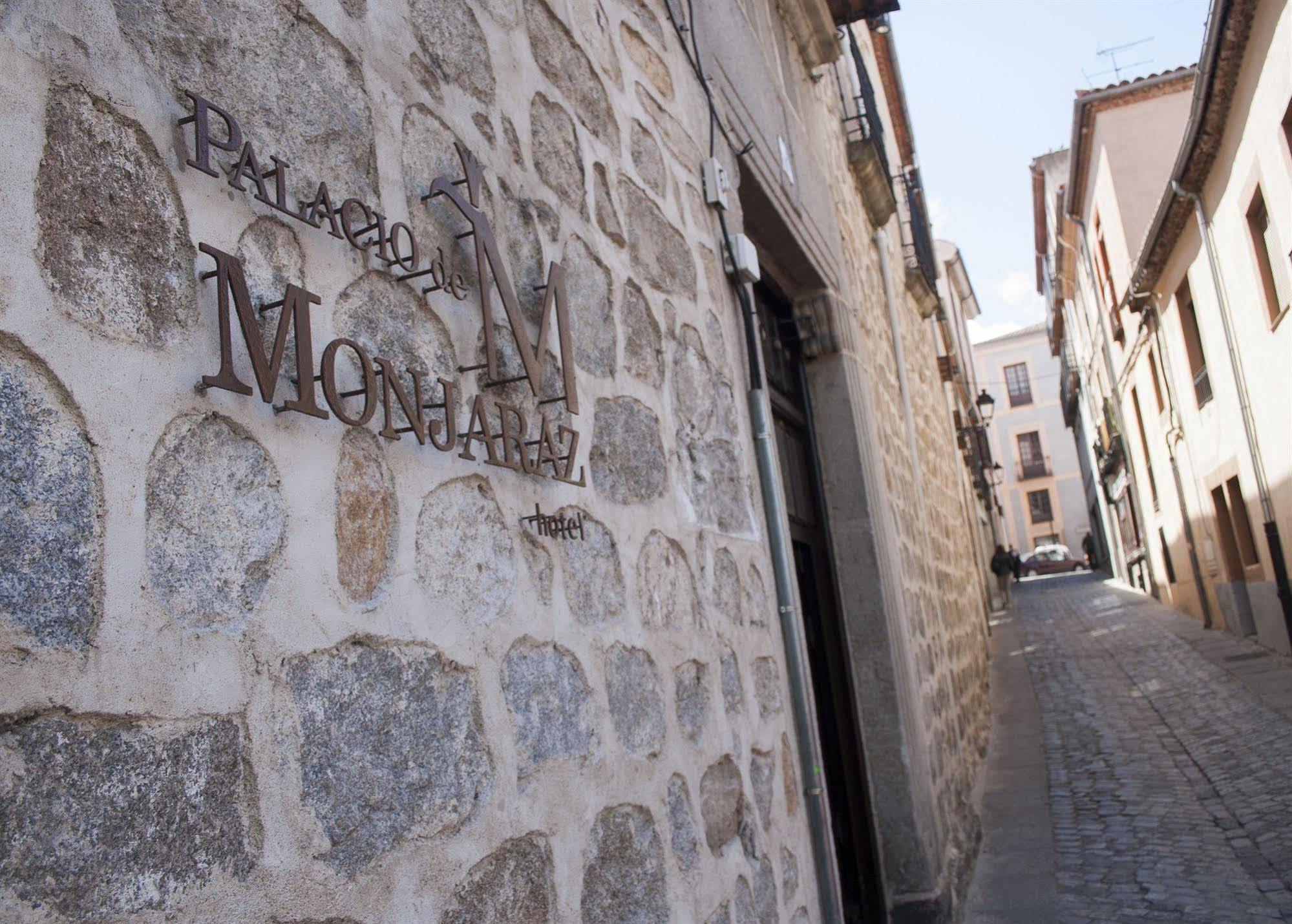 Palacio De Monjaraz Ávila Exterior foto